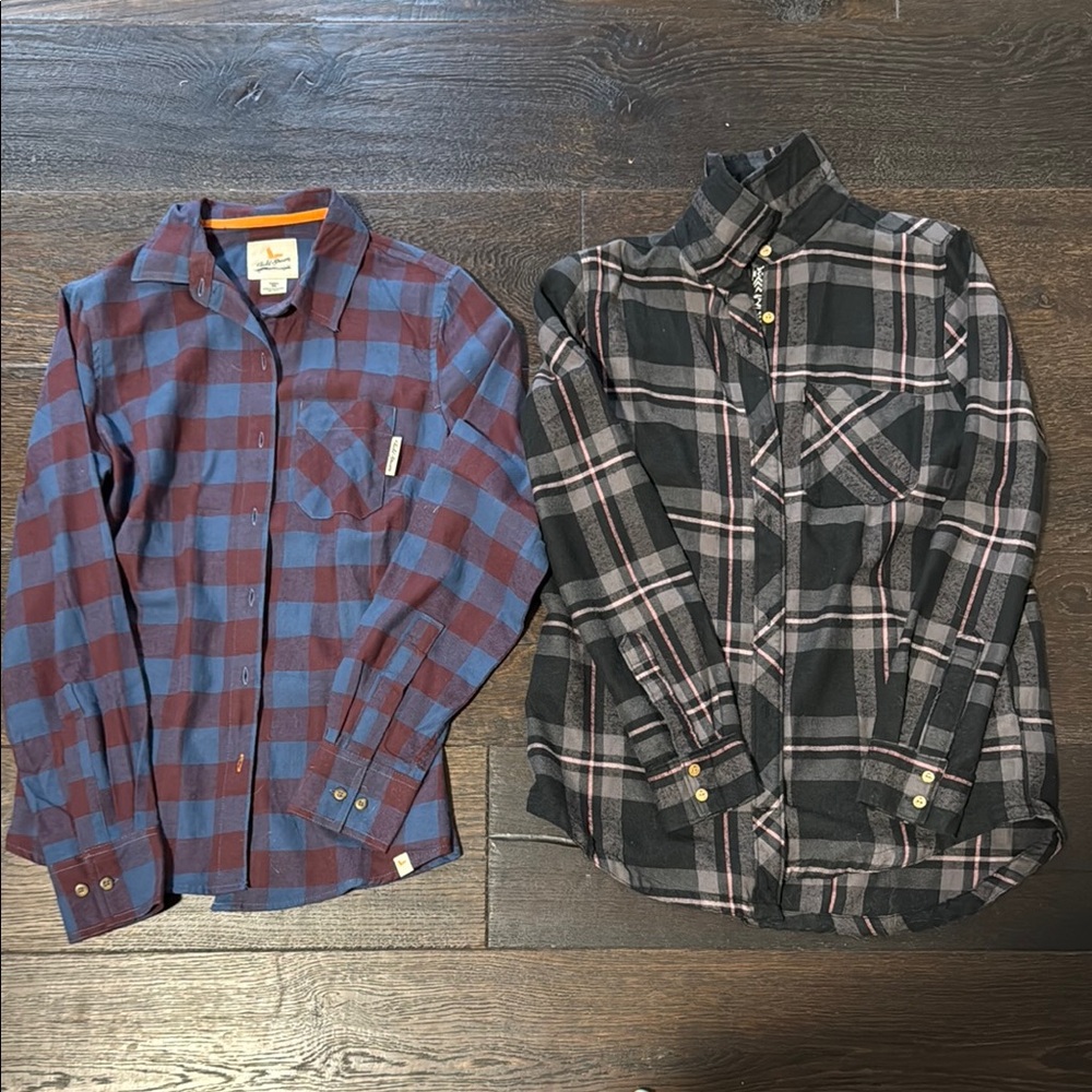 Women’s plaid button shirts pair